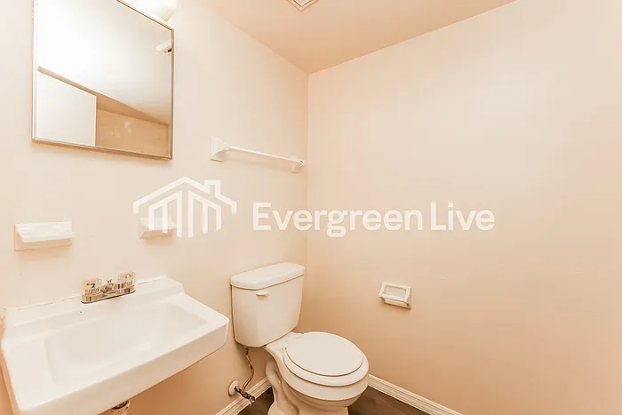 7689 Mount Hood Dr — Photo 14