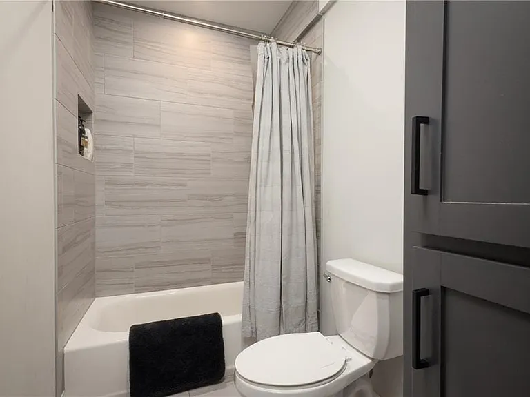 517 Southshore Dr — Photo 28
