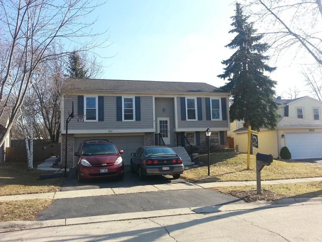 851 Stonefield Pl photo 1
