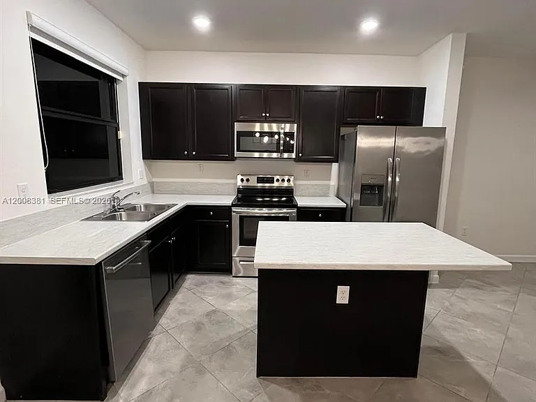 25002 SW 114th Ave #25002 — Photo 10