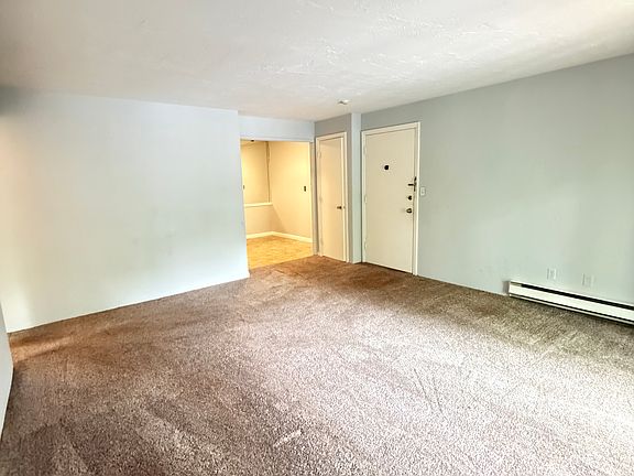 3rd image of 21 Erick Rd APT 15