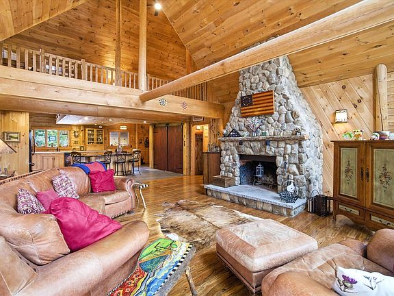 5th image of 72 N Ridge Road