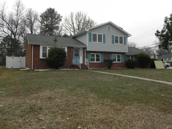 1101 Canterbury Ln, Colonial Heights, VA 23834