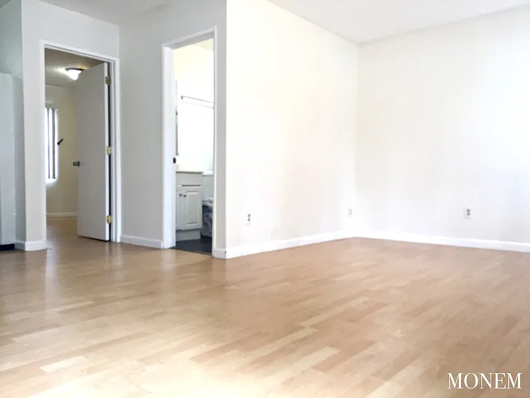6025 Ernest Ave — Photo 5