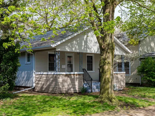 411 N Wenger Ave, Mishawaka, IN 46544