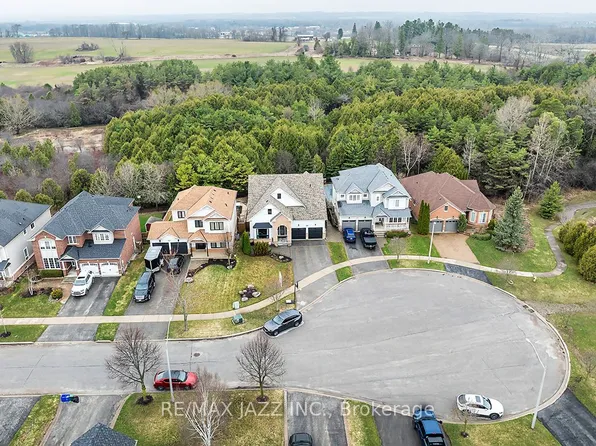 226 Roseborough Ct, Scugog, ON L9L 2E6