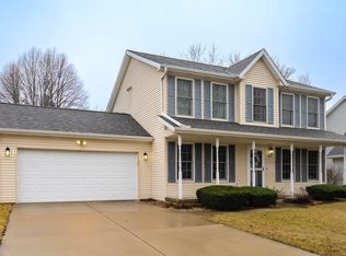 811 Landau Ln, Normal, IL 61761