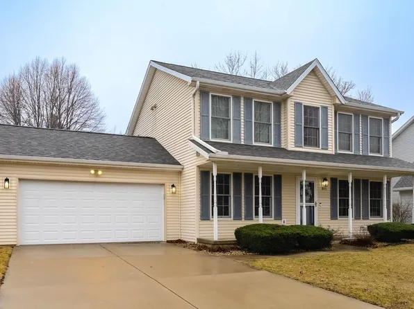 811 Landau Ln, Normal, IL 61761