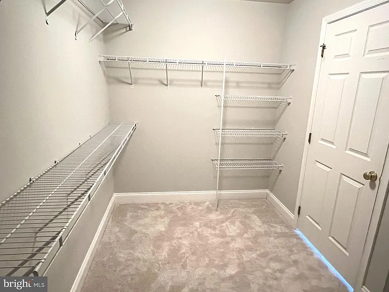 5920 Interlachen Ct — Photo 20