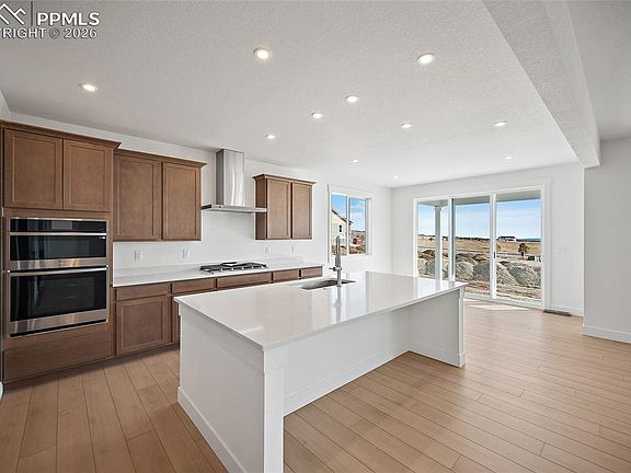 4th image of 347 Grand Summit Dr