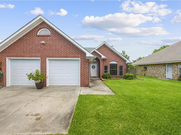 150 Moonraker Dr, Slidell, LA 70458