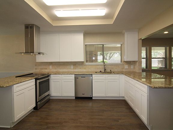 5th image of 6525 Woodcreek Ln