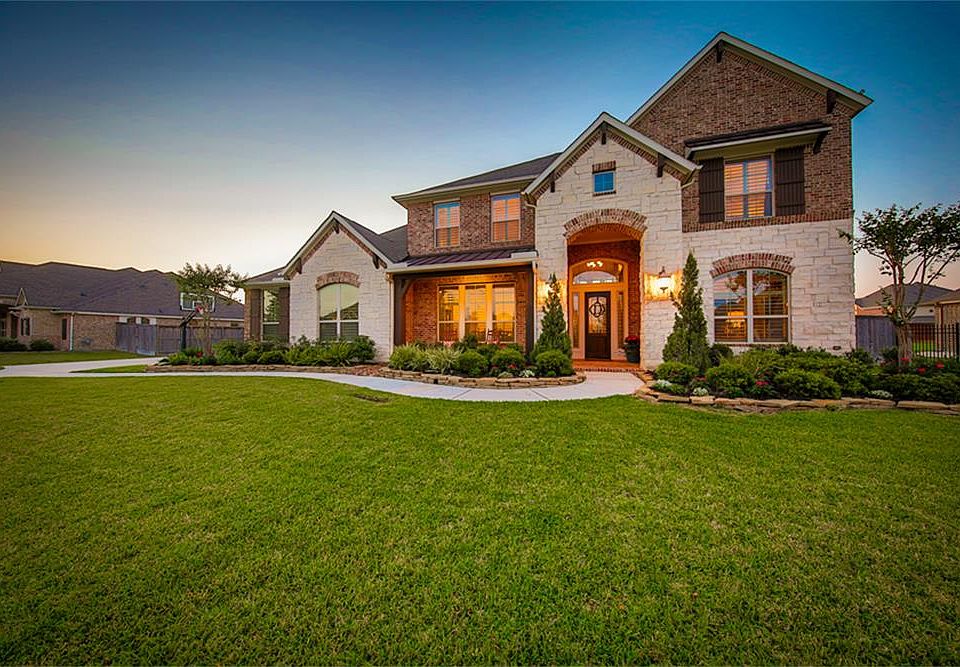 1st image of 21510 Fairhaven Creek Dr