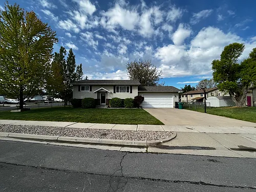 946 S 50 E Photo 1