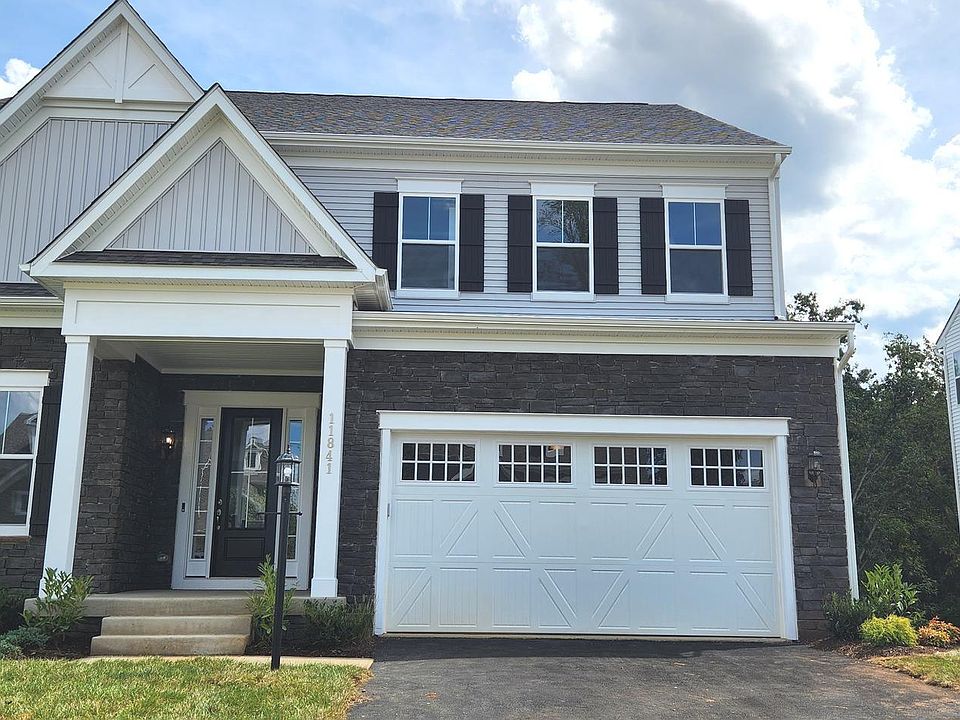 2nd image of 11841 Arcari Dr