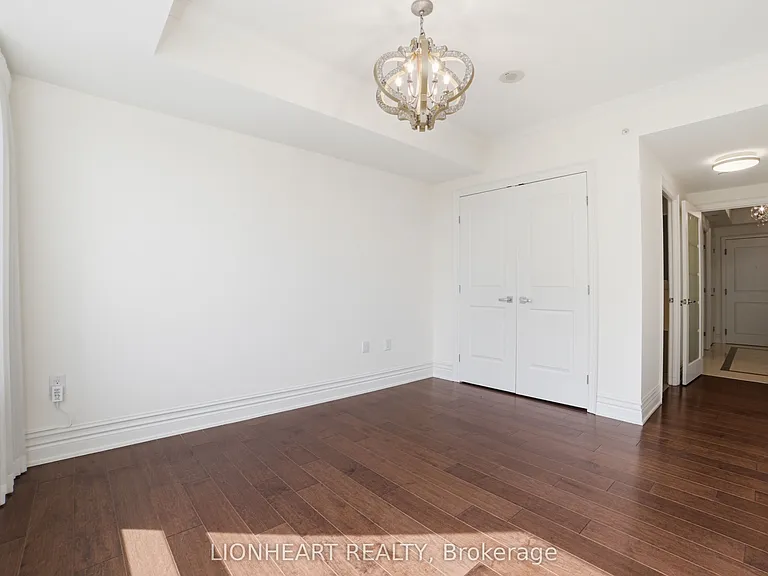 3500 Lakeshore Rd W #328C — Photo 16