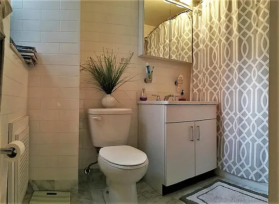 Rented by William Raveis Real Estate | media 10