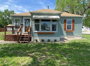 203 S 4th Ave, Hill City, KS 67642