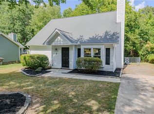 7 Arta Ln, Greensboro, NC 27406