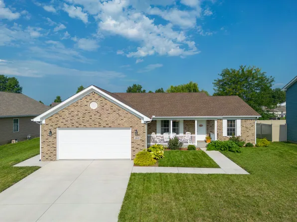 1813 N Lake Forest Dr, Yorktown, IN 47396