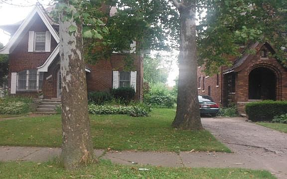 2nd image of 12715 Broadstreet Ave