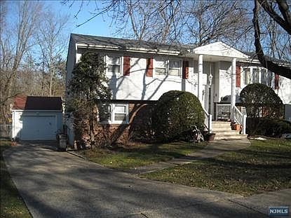 2nd image of 305 Kastler Ct
