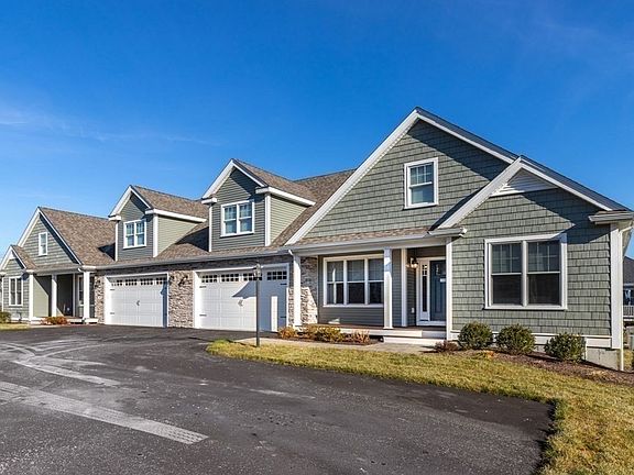 3rd image of 16 Country Club Ln #16