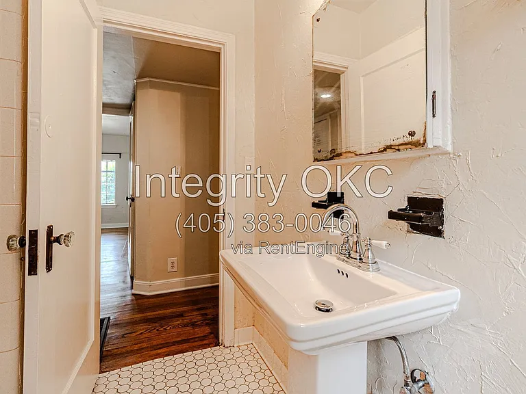 1824 Carey Pl #1 — Photo 14