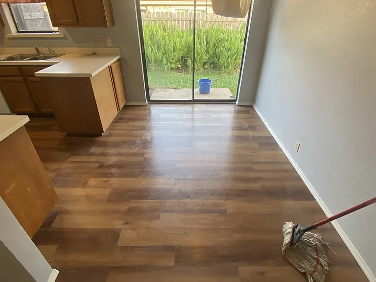 1204 Lindsey Ln #B — Photo 5