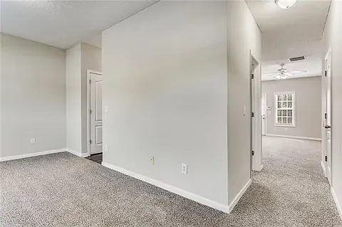 762 Commerce Blvd — Photo 2