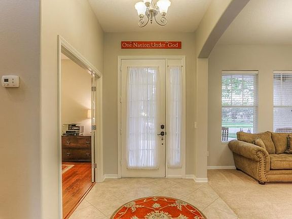 4th image of 8956 Westerland Dr