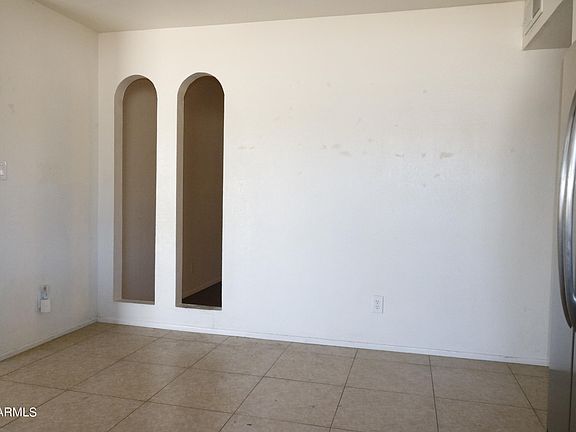 5th image of 3924 W ANGELA Drive