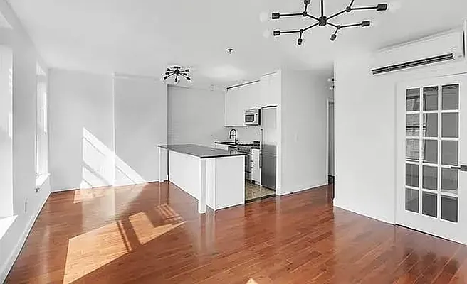 Rented by REAL New York | media 2