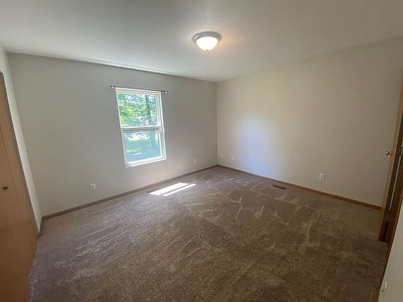 4th image of 10387 High St APT A