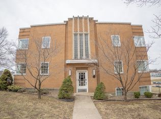 201 W McCarty St, Jefferson City, MO 65101