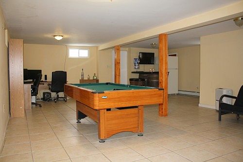 3rd image of 22 Carol Ann Dr