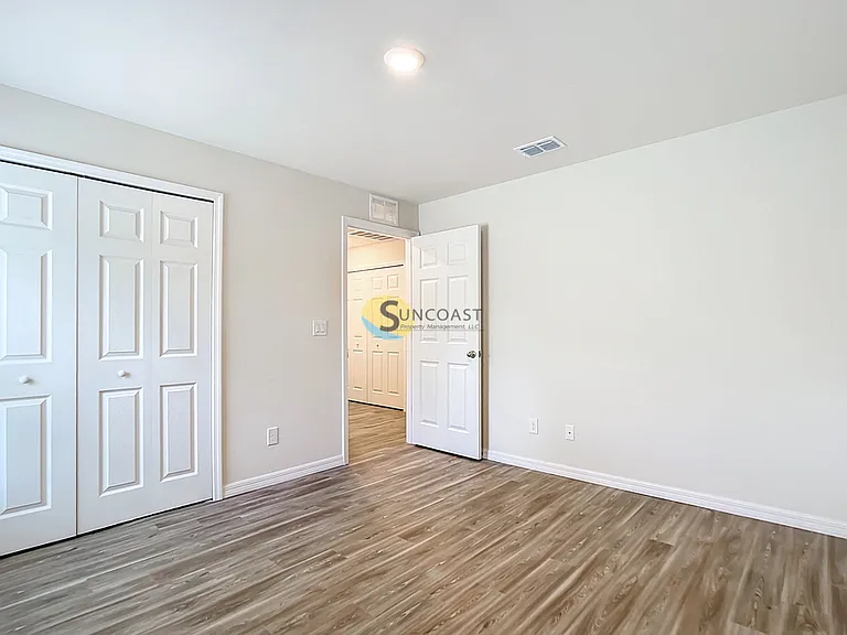 11501 N Landover Ter — Photo 21