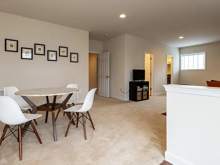 1307 N Utah St — Photo 32