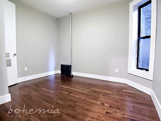 4th image of 481 W 159th St APT 35