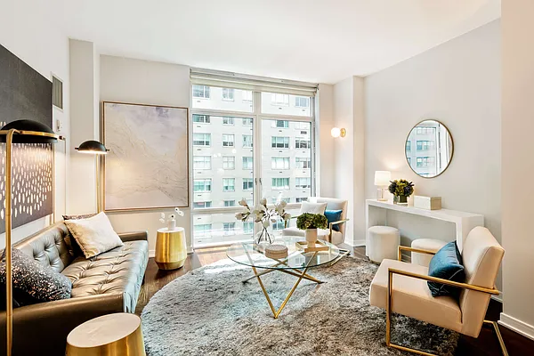 Rented by Compass | media 13