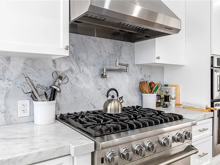 3546 Berry Dr — Photo 16