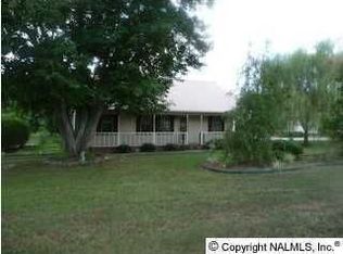 11141 Union Grove Rd, Union Grove, AL 35175