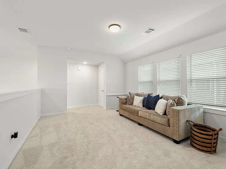 15210 Cortines Ct — Photo 28