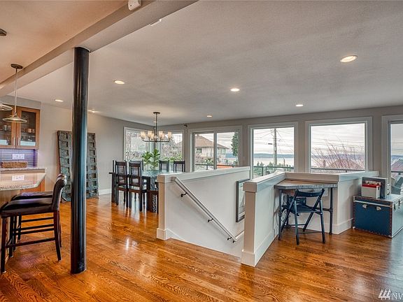 4th image of 2706 N 31st St
