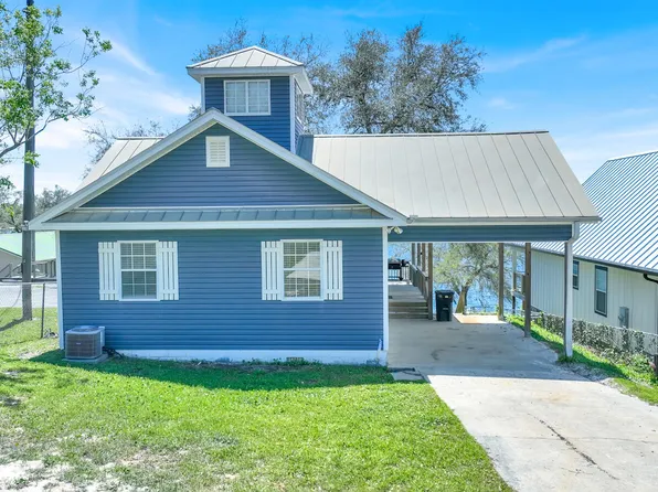 3429 Crystal Lake Dr, Chipley, FL 32428