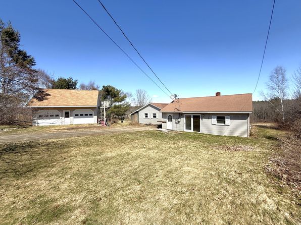 15 Alder Park Road, China, ME 04358