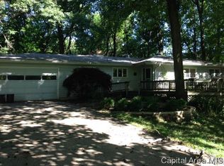 77 W Hazel Dell, Springfield, IL 62703