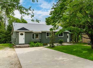 9782 Beachwood Rd, Collingwood, ON L9Y3Z1
