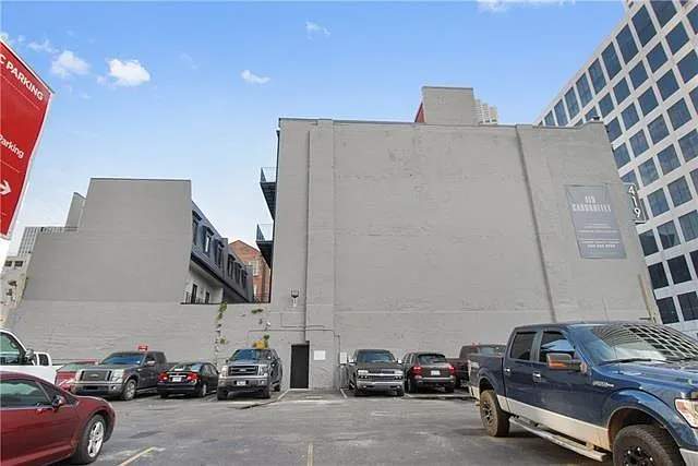 419 Carondelet St #403 — Photo 18