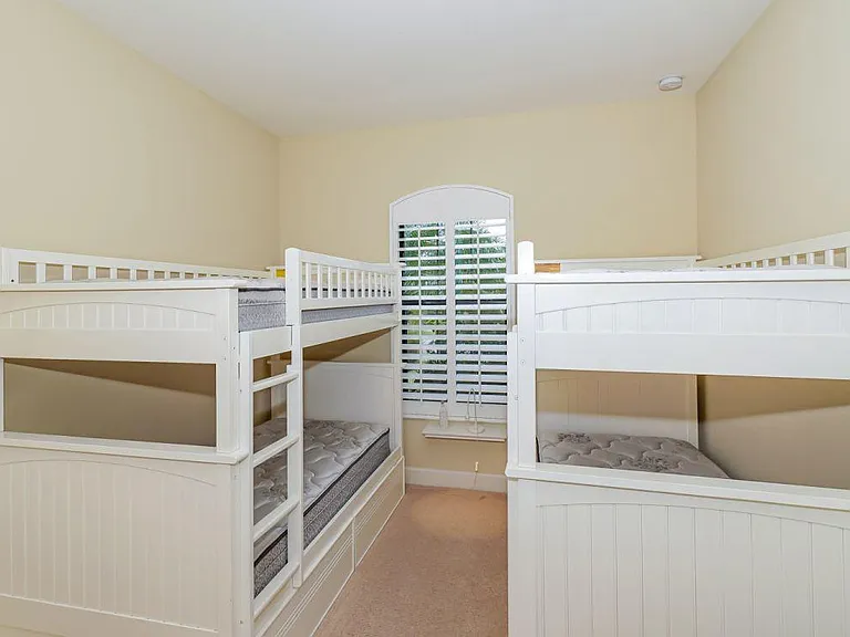 5867 Cavano Dr — Photo 19